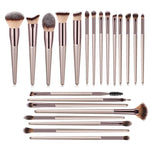 LUXURY SYNTHETIC MAKEUP BRUSH SET (22 PCS)